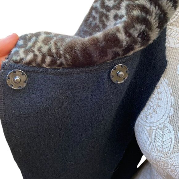 Peck & Peck Collection 100% wool black jacket cape faux fur collar mob wife Sz L - Picture 6 of 9